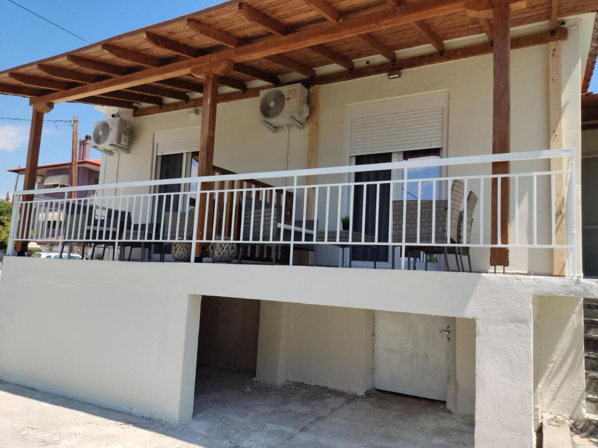 Elina House And Garden Villa Nikiti  Exterior photo